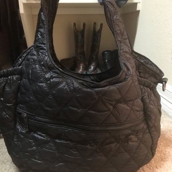 Lulu Sport Bag - Picture 3 of 5